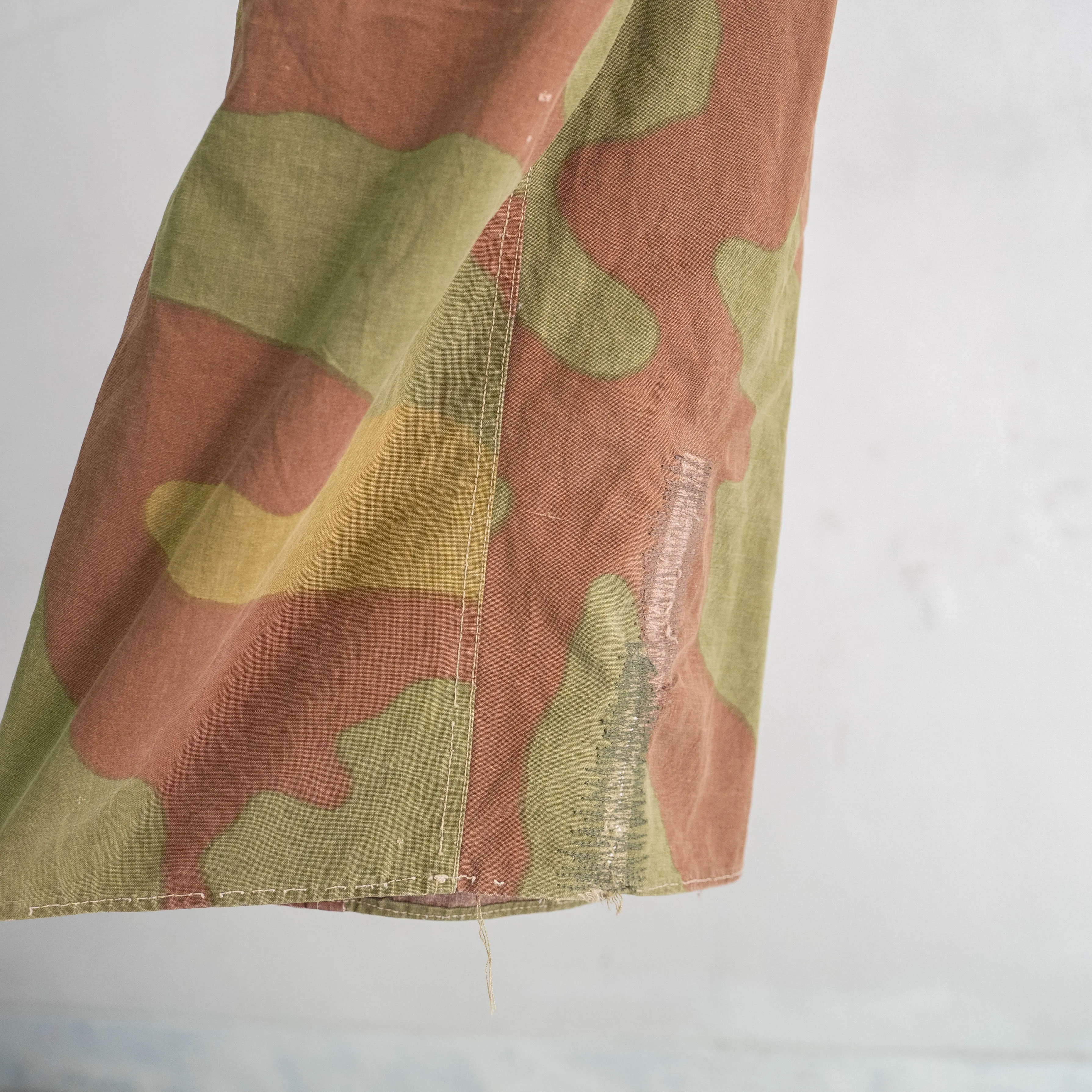 1960-80s Italian military sanmarco camo paratrooper pants 'with shoulder strap'