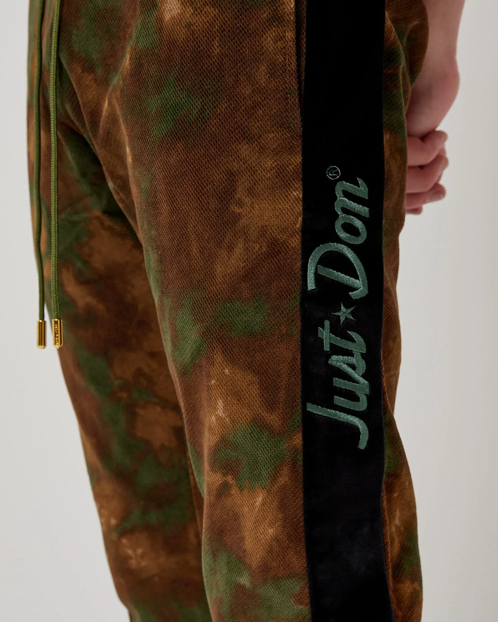 Camo Corduroy Tearaway Pant in Camo