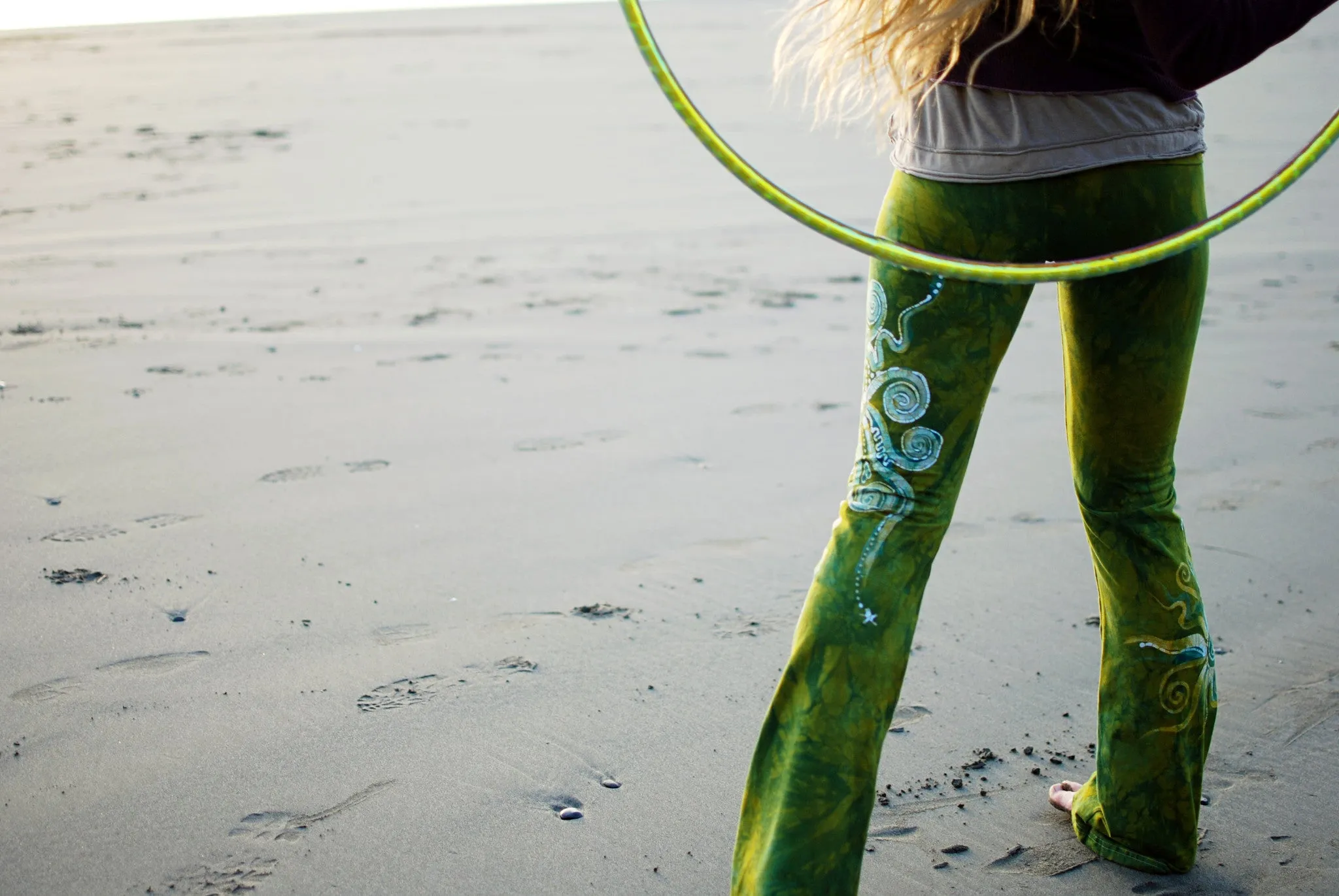 Dancing Green Handmade Batik Stretchy Hoop Pants