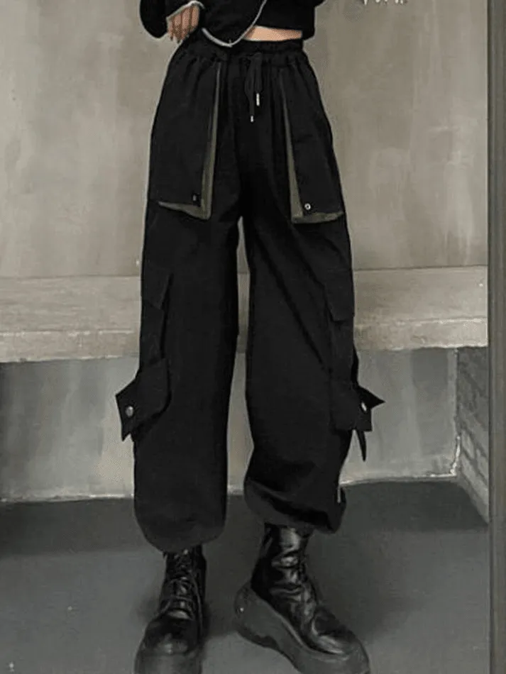 Joskaa Patchwork Pocket Detail Cargo Pants