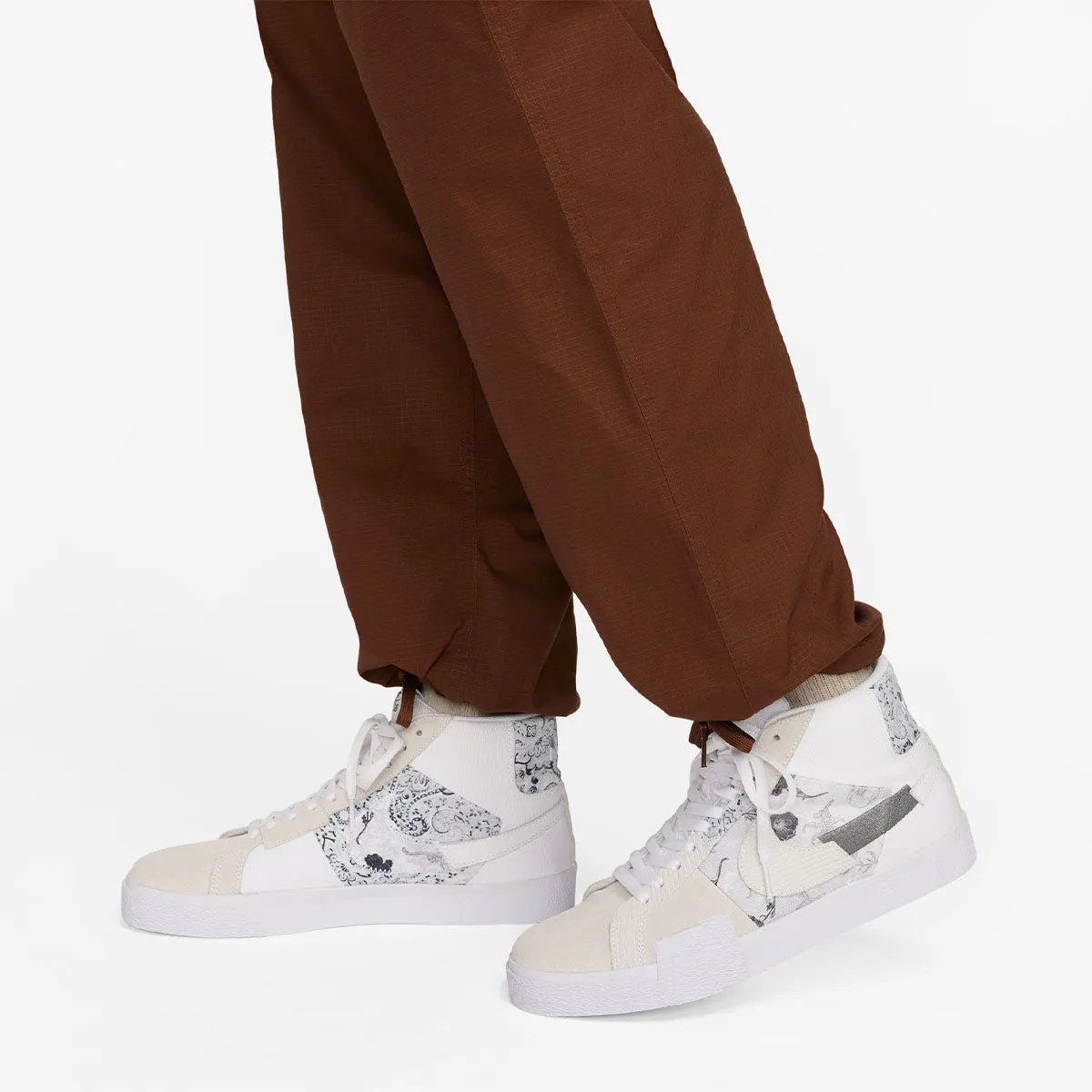 Nike SB - Kearny Cargo Pants Brown