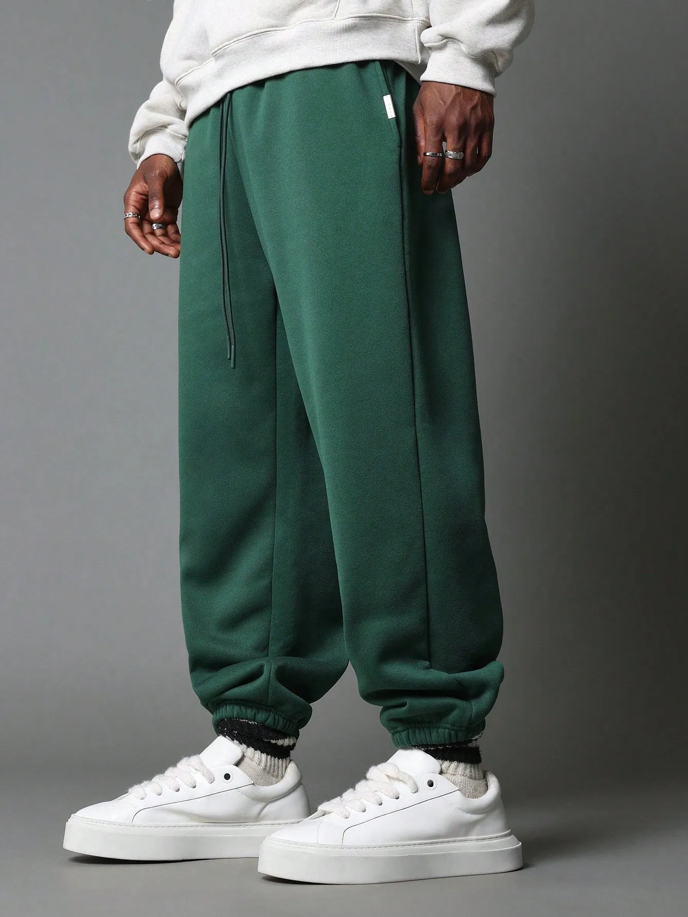 Regular Fit Essential 90s Jogger