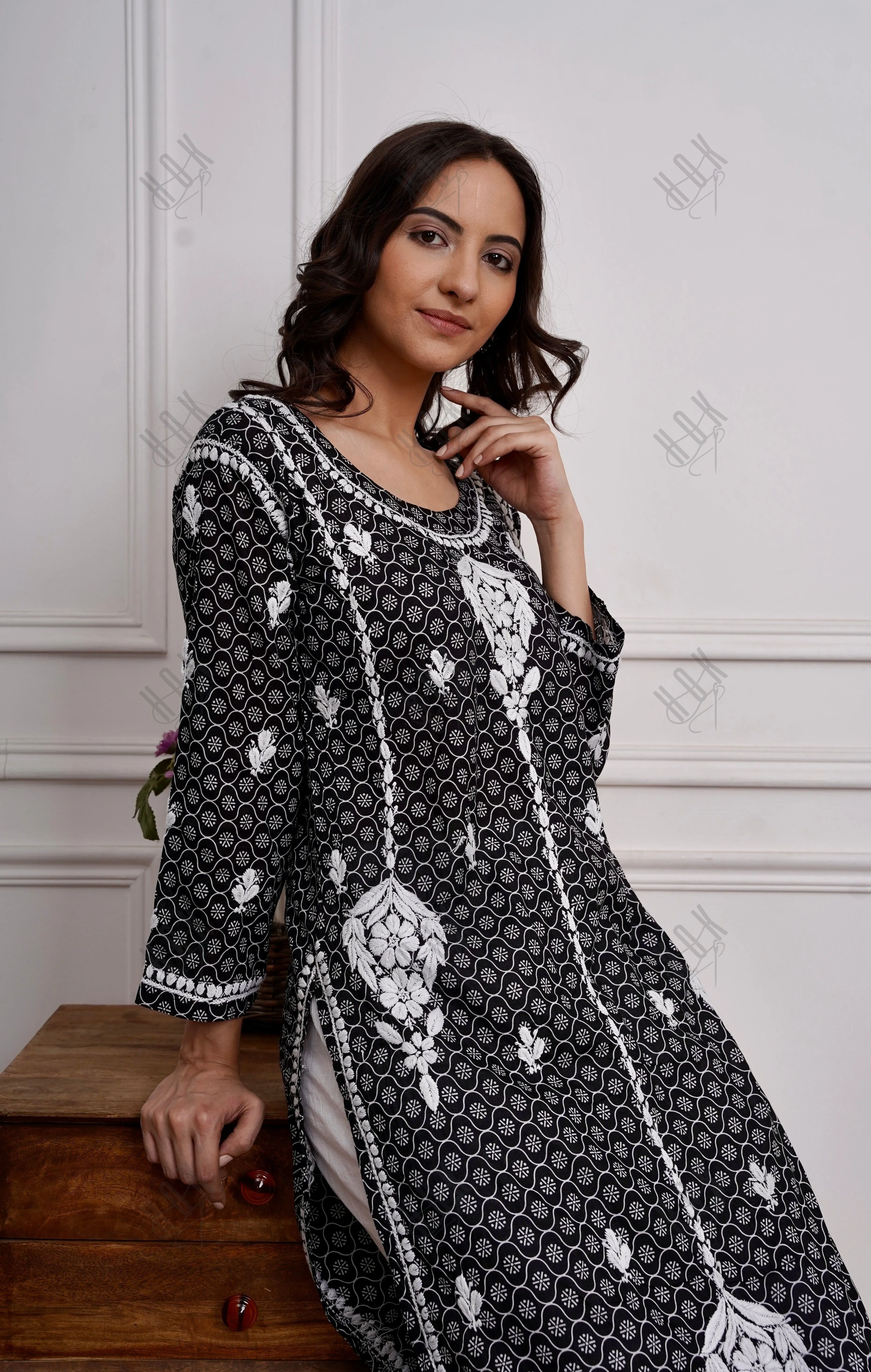 Saba Chikankari Kurta in Mul cotton in Black With White