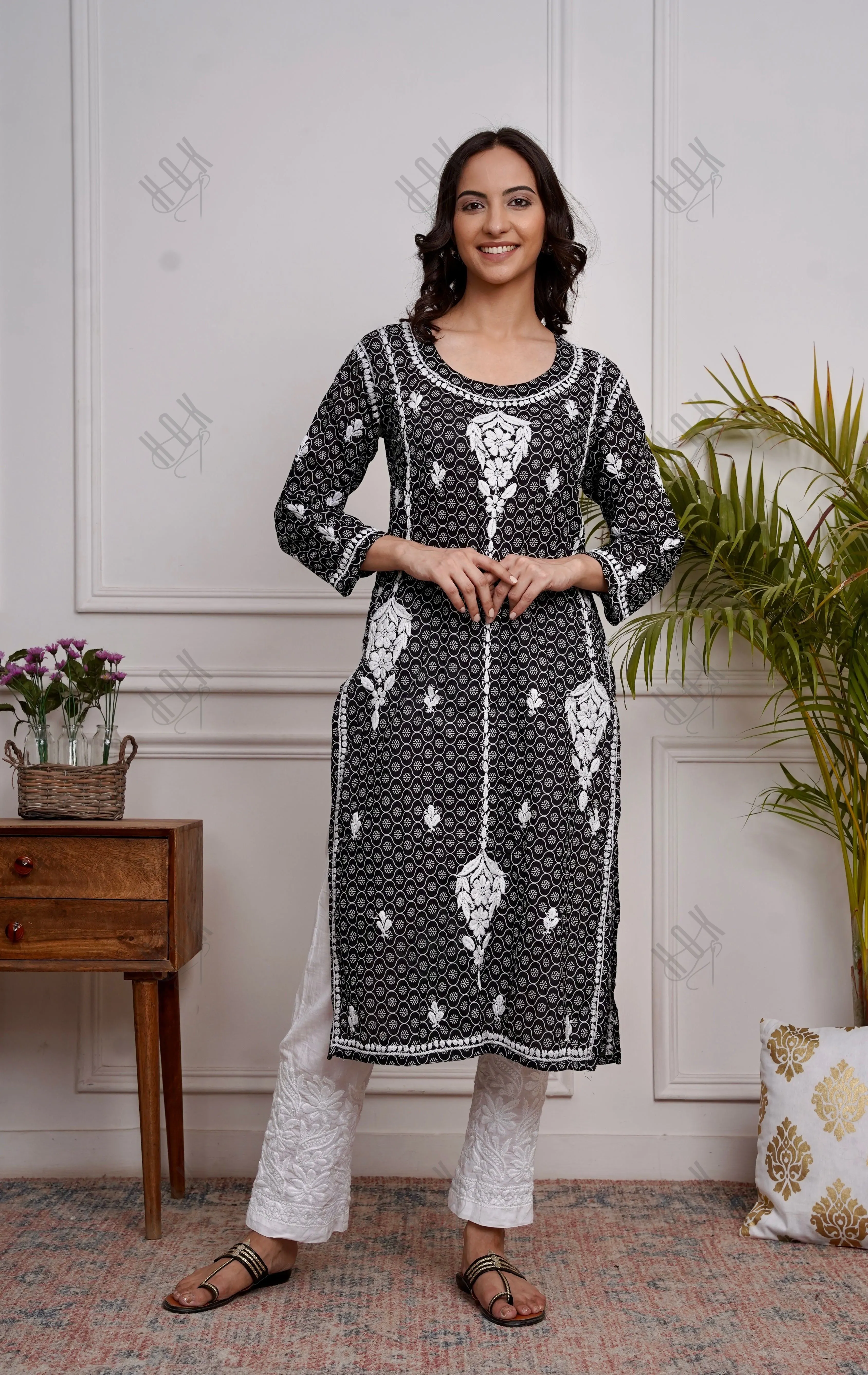 Saba Chikankari Kurta in Mul cotton in Black With White