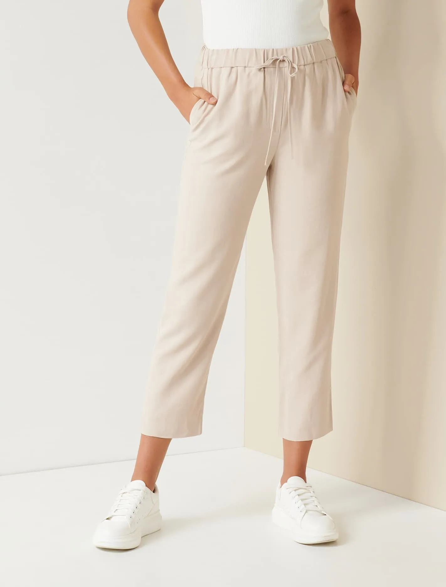 Sam Elastic Waist Relaxed Pant