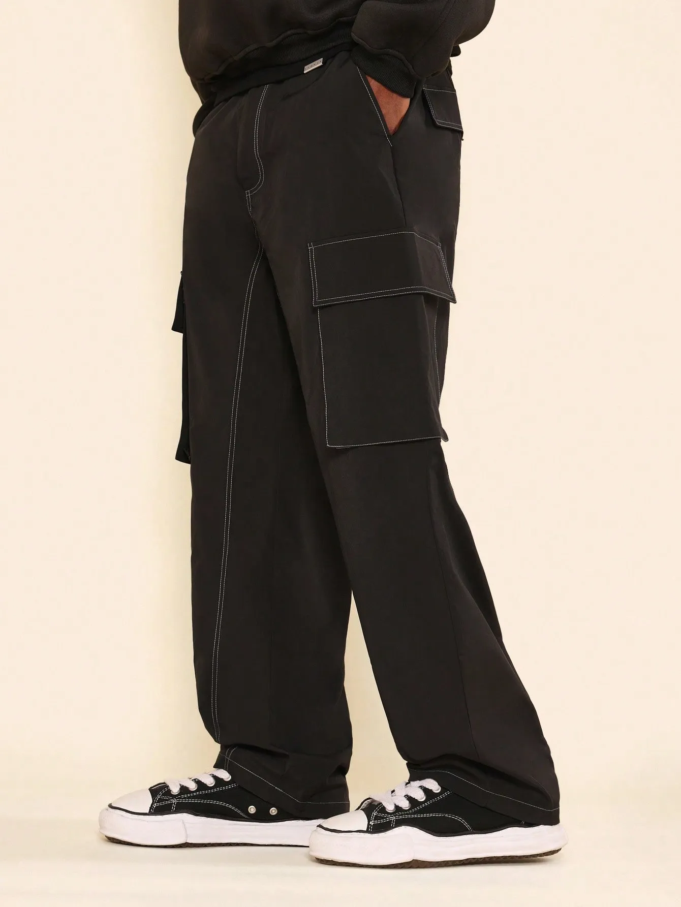 Skater Fit Contrast Stitch Pant