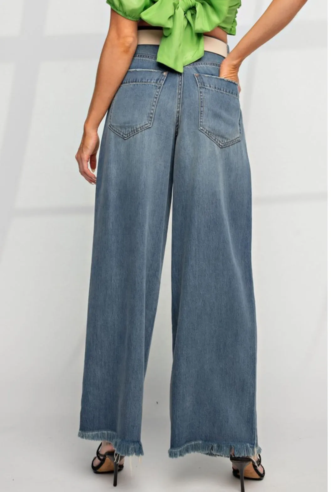 Soft Washed Wide Leg High Waist Jeans