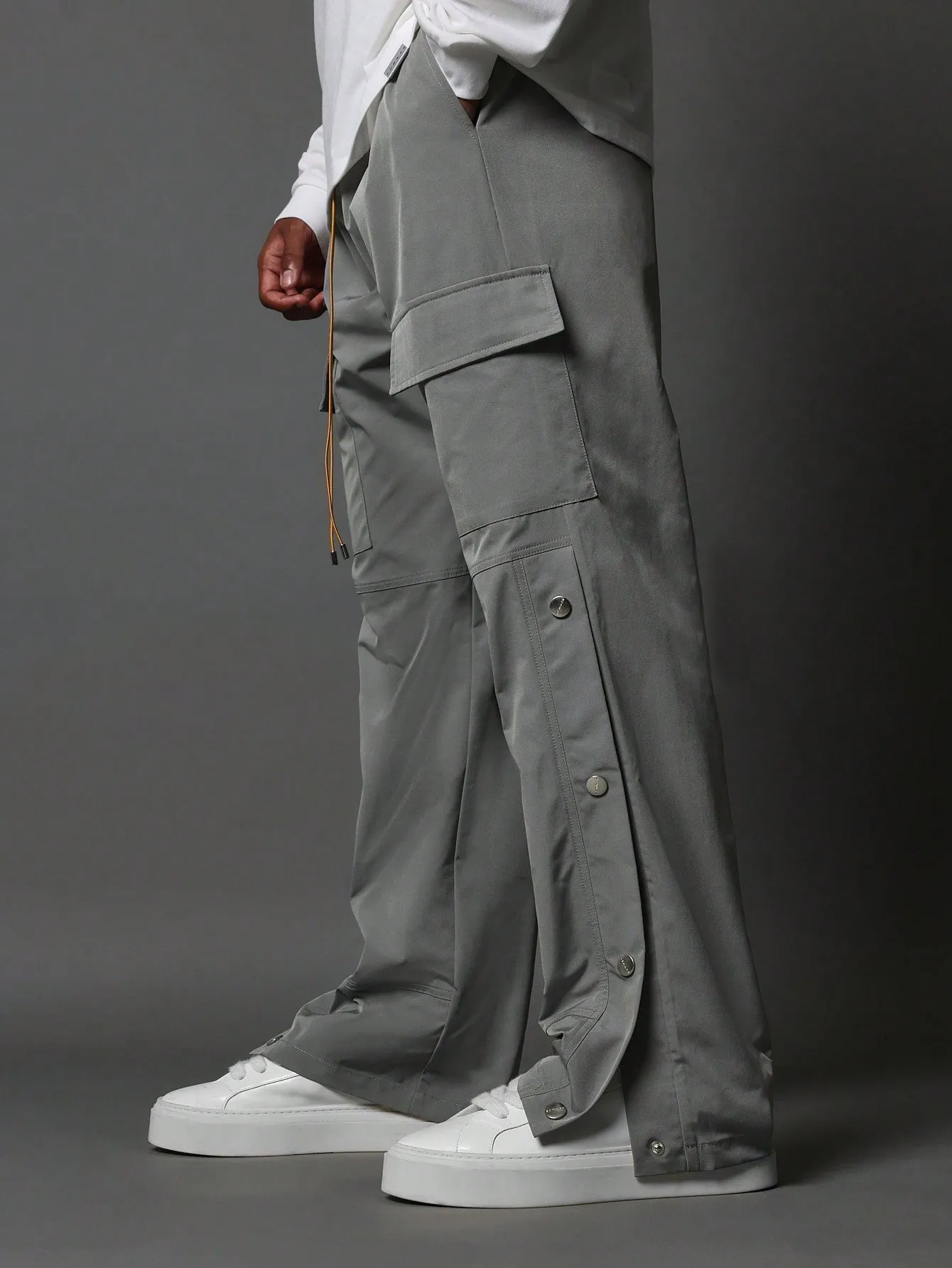 Straight Fit Cargo Nylon Pant With Side Poppers