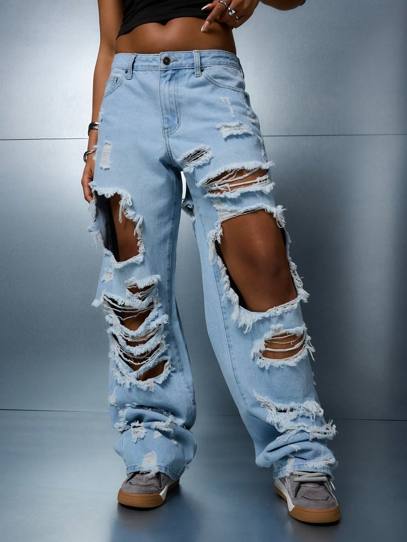 SUMWON WOMEN Distressed Loose Baggy Fit Denim Jeans