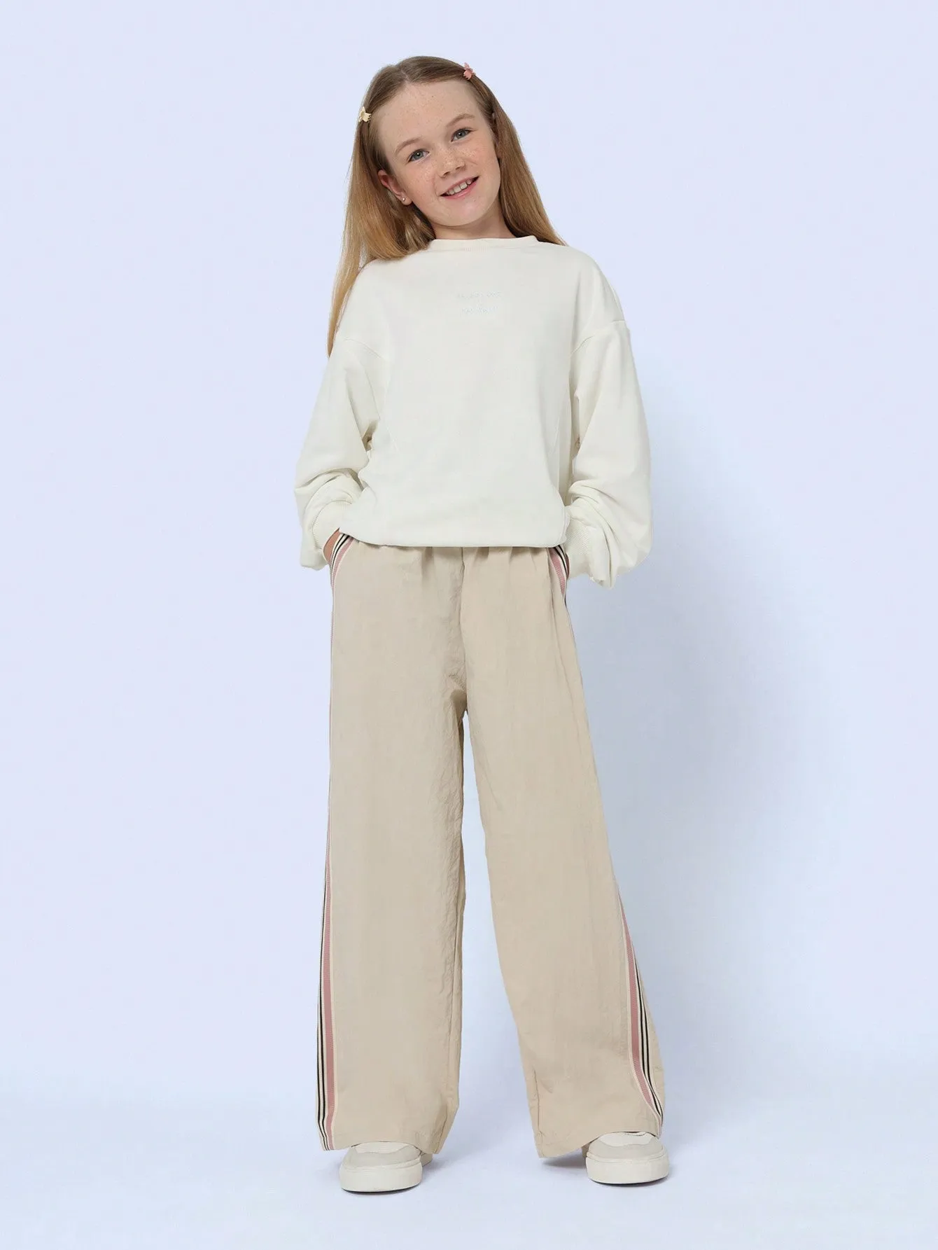 Tween Girls Comfy Straight Fit Parachute Pant With Stripe Tape Detail